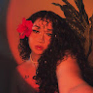 Meet your Posher, Malia